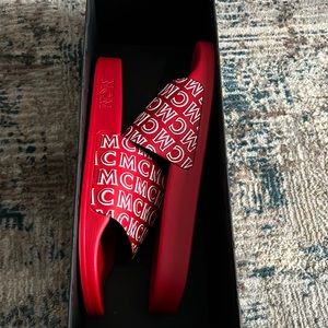 Red mcm slides